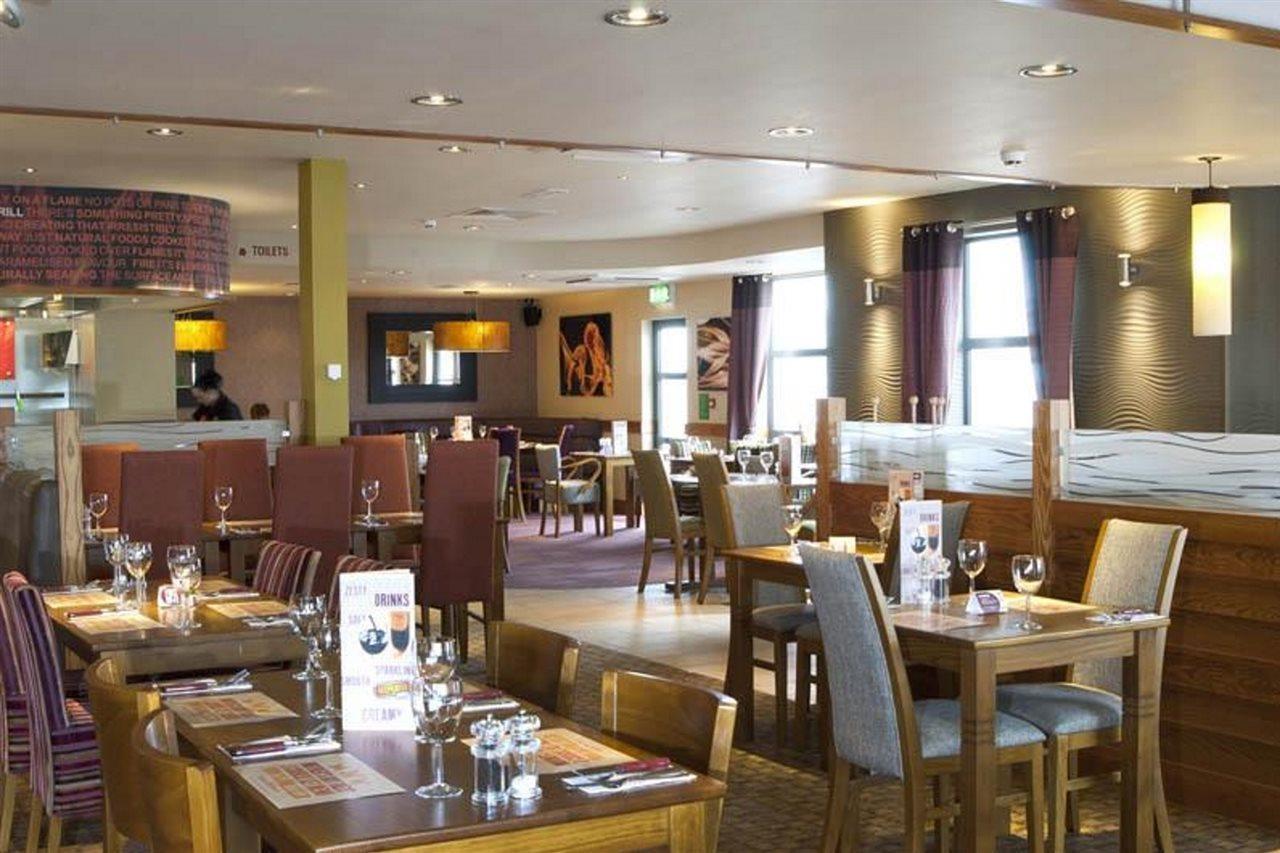 Premier Inn Glasgow Newton Mearns Exteriér fotografie