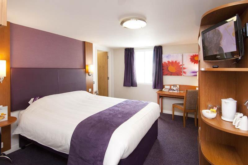 Premier Inn Glasgow Newton Mearns Exteriér fotografie